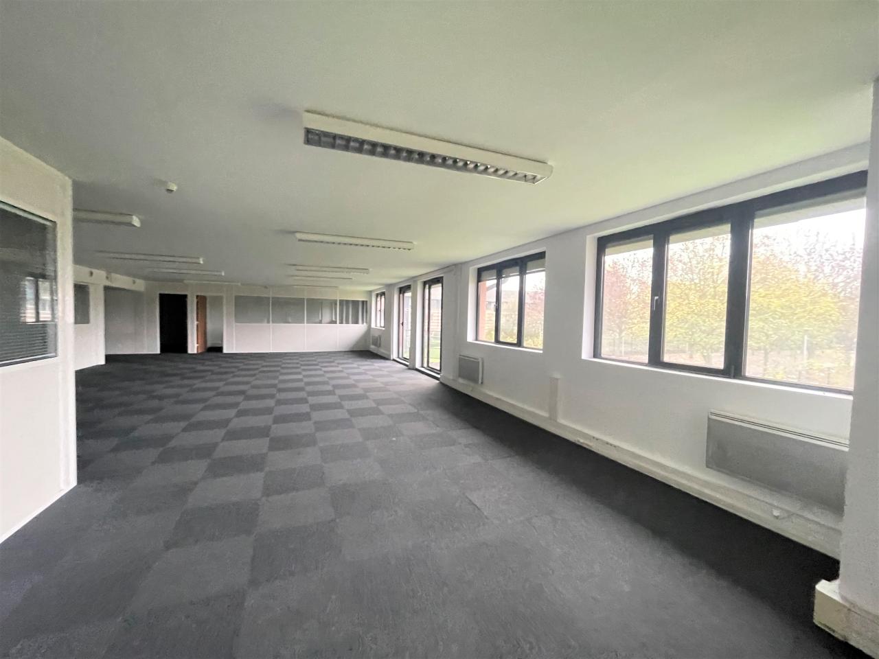 Bureau Villeneuve-d'Ascq 689m² Vente bureau Villeneuve-d'Ascq Nord OVBUR2529072 4